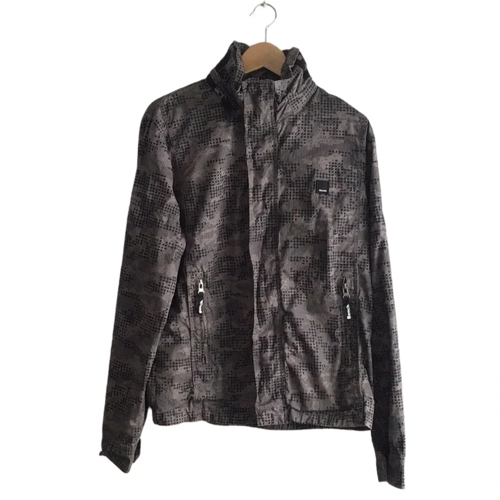 Bench Lightweight Jacket, size M - Picture 1 of 13